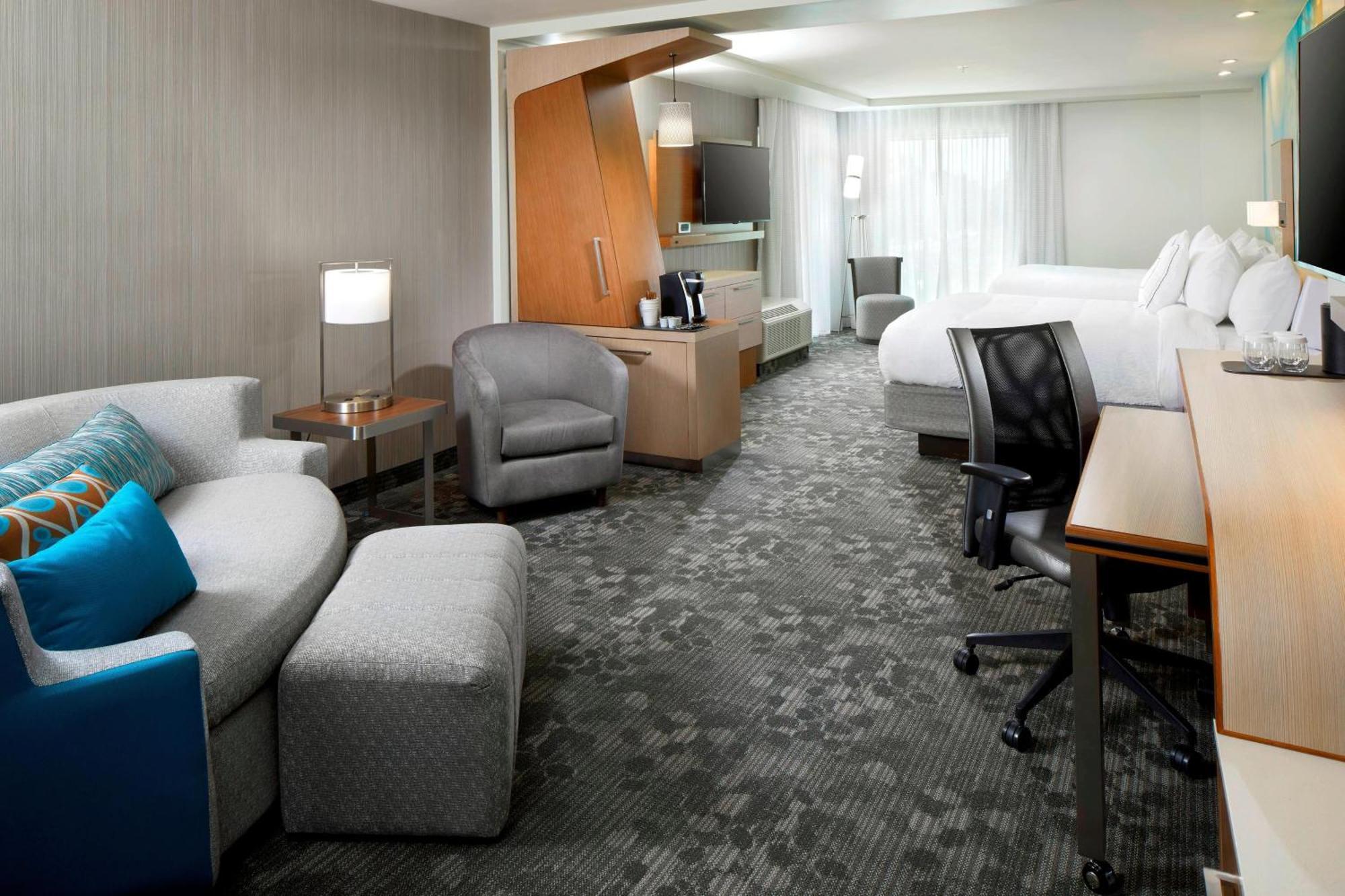 Courtyard By Marriott Houston Intercontinental Airport Hotel Exterior photo